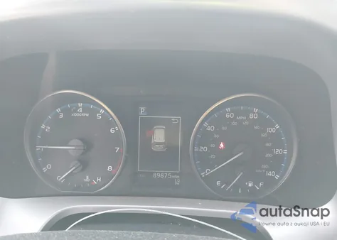 2017 Toyota Rav4 Le z USA, uszkodzony, nr VIN JTMBFREV0HJ708156